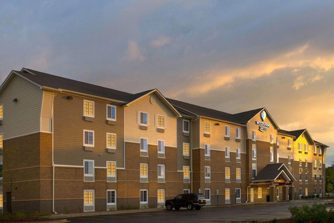 Woodspring Suites Chicago Darien Exterior photo