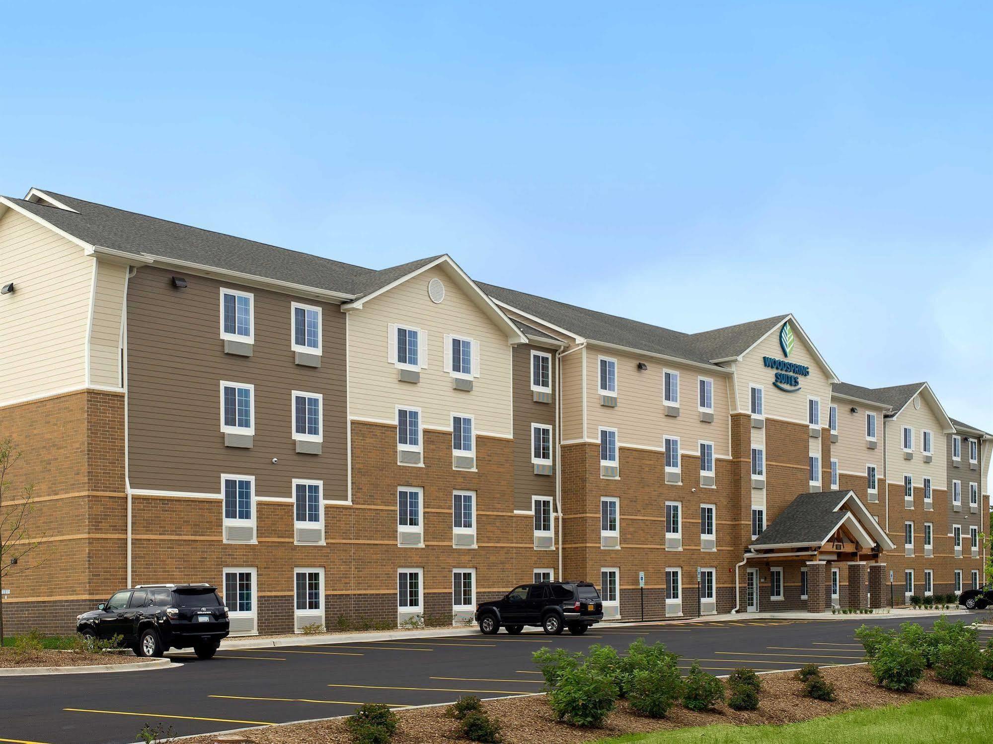 Woodspring Suites Chicago Darien Exterior photo