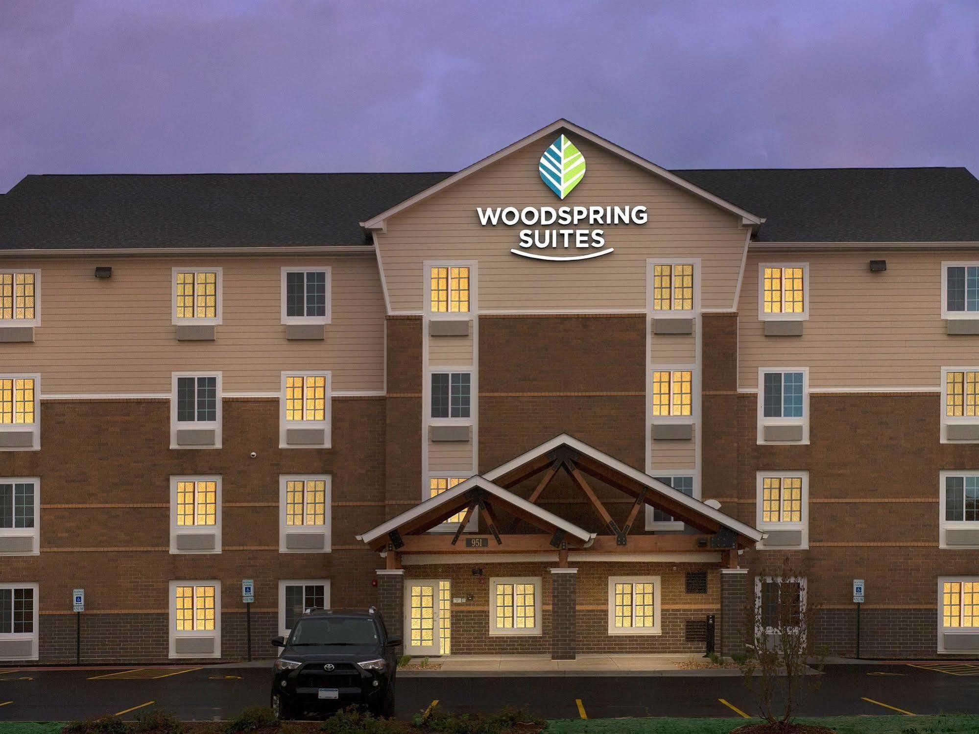 Woodspring Suites Chicago Darien Exterior photo